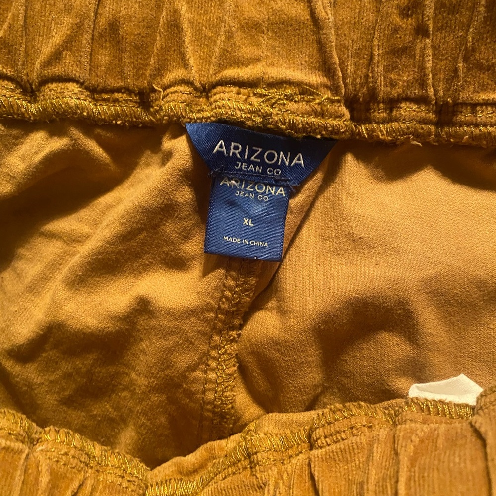 Pants - Picture 2 of 4